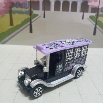 g~JEnEBoX