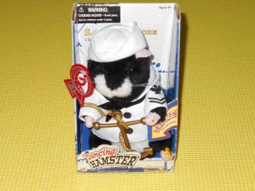 Dancing HAMSTERSAILOR SEYMORE