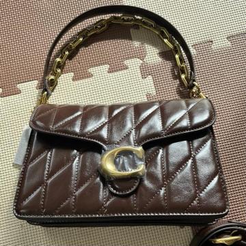 �R�[�` �`�F�[�� �^�r�[ �V�����_�[ �L���e�B���O26 �u���E�� �A�E�g���b�g