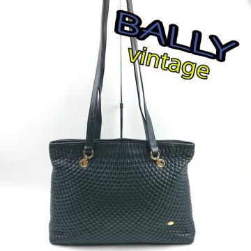BALLY o[ g[gobO