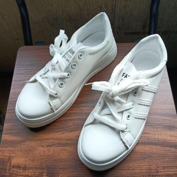 Vi 25cm fB[X Xj[J[ zCg V[Y C JWA