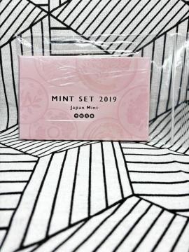 �~���g�Z�b�g�@����31�N 2019 ��������