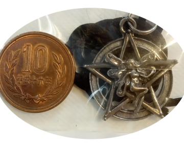 AzureGreen: Dancing Fairy Pentagram pen.