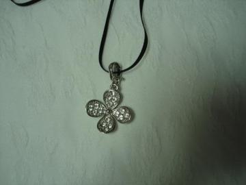 ���v���X���@���h�[���@�N���[�o�[�f�U�C���l�b�N���X���V�i�I�������I