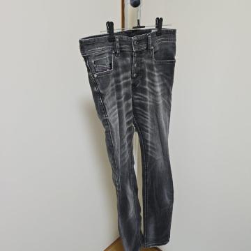 DIESEL�@�f�B�[�[���@�O���[ �X�g���[�g�f�j���p���c�@28