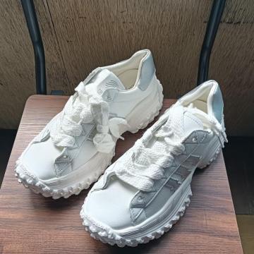 Vi 25cm fB[X Xj[J[ zCg V[Y C gAbv 