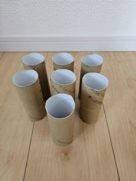 トイレットペーパーの芯(茶色×7本)