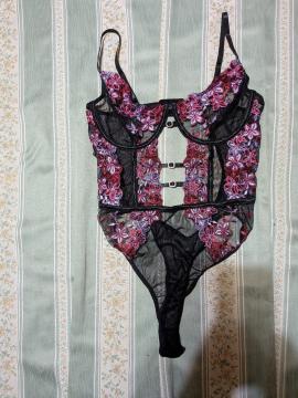 MO1008   �ō����i   ���ׁ[�X�Ɏ��̎h�J�̃{�f�B�[�X�[�c   L