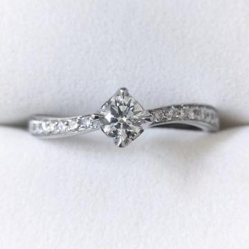 4�� �_�C�������h �����O Pt950 0.205ct 3.60g
