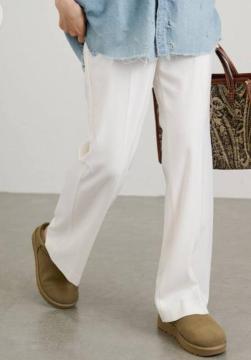 FRAMeWORK �t���[�����[�N ��l�C �H�~�Z�~�t���A�N�уp���c�����i�P��g�p�h�D�[�Y�B�G���N���X AP