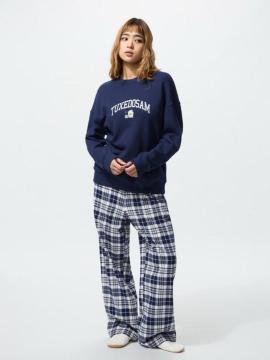 UNIQLO �T�����I�L�����N�^�[�Y ���E���W�Z�b�g