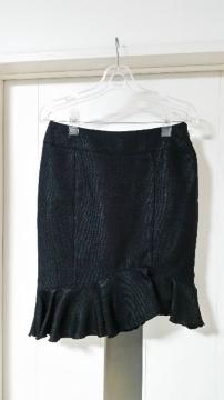 新品 ラストシーン 裾フリルスカート 膝丈スカート 黒 M