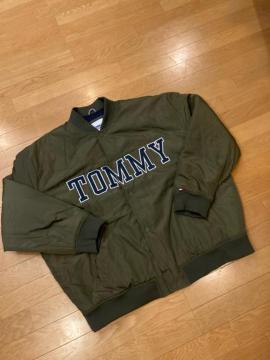 TOMMY JEANS  X^W MA1^Cv 傫sizeXL  I[u