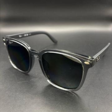 ���� RayBan ���C�o�� �T���O���X RB4401D