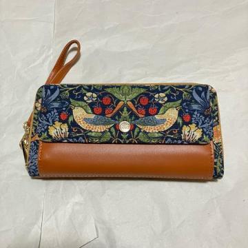【保管未使用品】【ウィリアムモリス】【いちご泥棒】 ラウンドファスナー 長財布