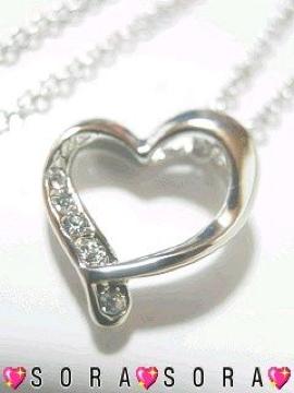 【プラチナ】キュービックジルコニアオープンハートネックレス 箱付