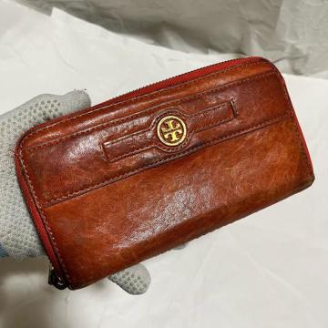 �g���[�o�[�` �����z ���E���h�t�@�X�i�[ ���U�[ ���S���� ��F �󏭐F TORY BURCH