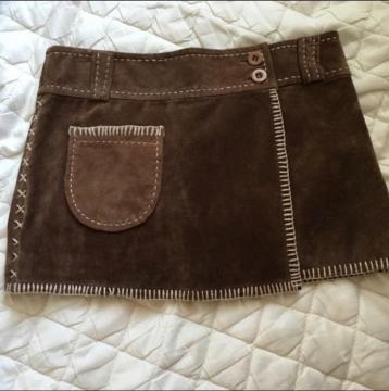 ���A�^�O�t��30450�~�V�i�A���o���[�U�X�J�[�g �؊v �M����