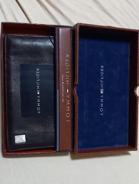 トミーヒルフィガー 長財布  TOMMY HILFIGER