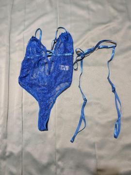 W1084  高級品特売  セクシーレースブルーボディースーツ   ガーターベルト付き  L