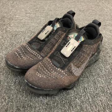  NIKE AIR VAPORMAX 2020 Xj[J[ 24.0cm