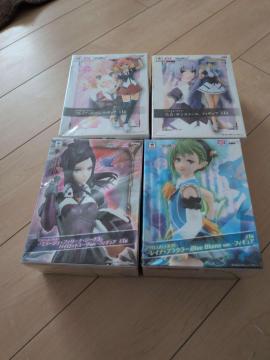 �}�N���X�� �����L���[�� �t�B�M���A6��&BD/DVD&�Q�[���O�b�Y �܂Ƃ߃Z�b�g