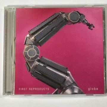 globe / FIRST REPRODUCTS