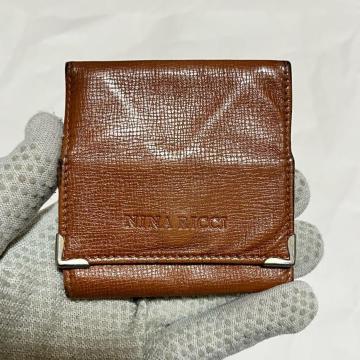 �� NINA RICCI �j�i���b�` ���B���e�[�W �R�C���P�[�X �{�b�N�X ��
