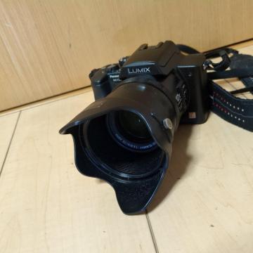 Panasonic /LUMIX  DMC-FZ20