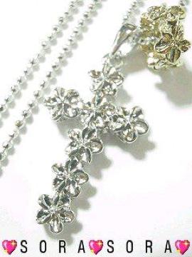 【プラチナ】ハワイアン♪プルメリアクロスネックレス