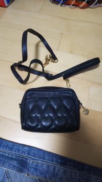 MOSCHINO小さめバッグ