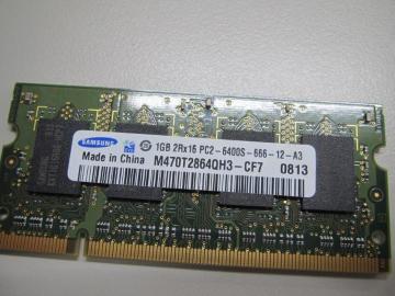 SAMSUNG M470T2864QH3-CF7 PC2-6400S 1GB
