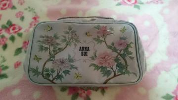 ANNASUI}`|[`_ut@Xi[A