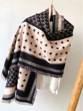 新品  マフラー ストール