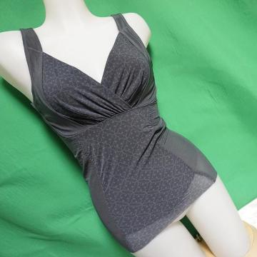 ���R�[���@�y�����āA�y���āA�X�����V���G�b�g�z�ɔ��^�C�v�@�{�f�B�V�F�C�p�[ B�`E75M���{���@���X�O���[��