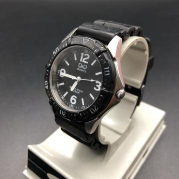  Q&Q rv W376-305