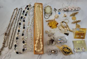 �A�N�Z�T���[�܂Ƃߔ���