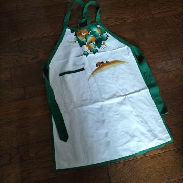 エプロン 気持ちが明るくなりそう