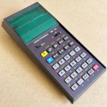 Elektronika MK61 RPN�֐��d�� ���g�p�i