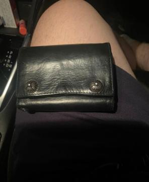 �N�����n�[�c ���U�[ ��܂���z �N���X�{�^��chrome hearts 3 fold