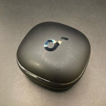 ���� Soundcore Liberty 4 ���C�����X�C���z�� �[�d�P�[�X�̂�