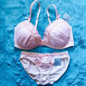 エロcute。。F80×L。。。プチドット柄シフォンブラジャー&ショーツセット。。グラマー大きいサイズロリ姫ちゃん清純