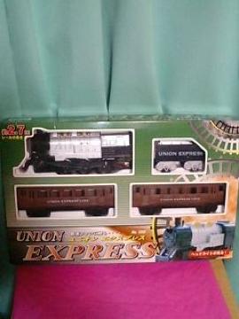 ���j�I���G�N�X�v���X���[���g���C��