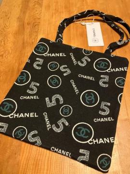 CHANEL BEAUTE �g�[�g�o�b�O