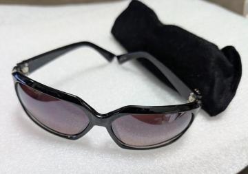 �N�����n�[�c�� �f�U�C�� �T���O���X �u���b�N �� �A�C�E�F�A �P�[�X�t��