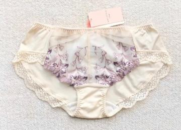 Triumph AMOSTYLE �V���[�c M�T�C�Y �q�b�v�n���O �I�t�z���C�g