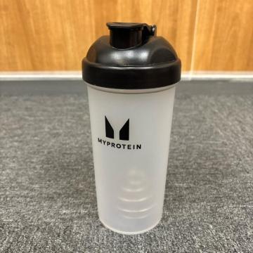 ���� MYPROTEIN �}�C�v���e�C�� �V�F�C�J�[ 600ml