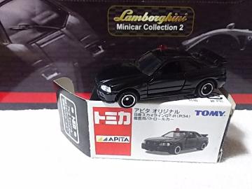 アピタ特注 スカイラインR34 覆面パトカー