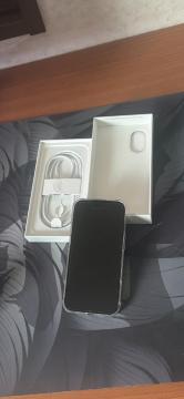 iPhone 16 �{�́i�N���A�P�[�X�E�[�d�P�[�u���t���j�����f���s���̂��ߗv�m�F