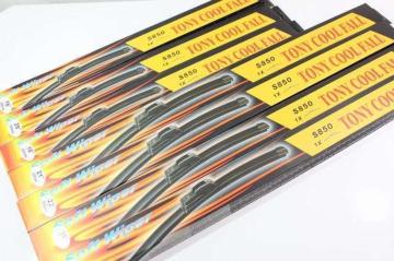 雨,雪にクリアな視界ワイパーブレード400mm〜650mmまで